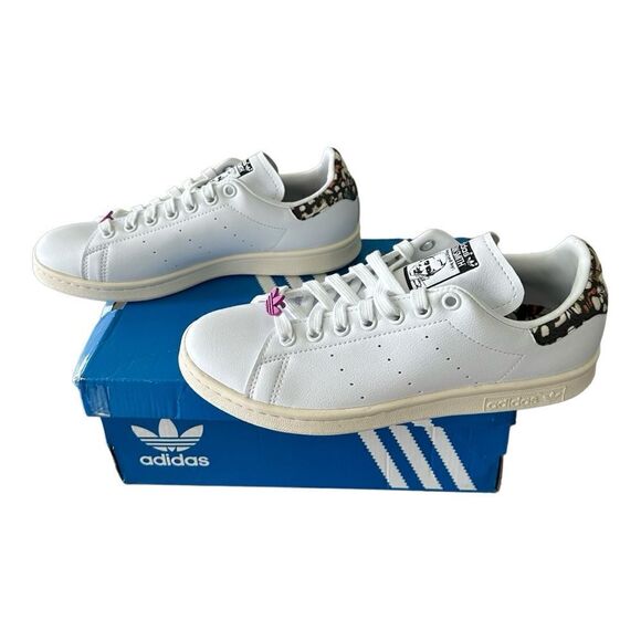Adidas Original Stan Smith Butterfly Women’s Athletic Shoe Size 7 White NIB - Picture 4 of 11